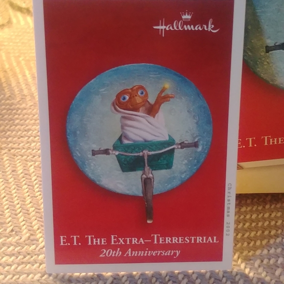 20th Anniversary E.T. Christmas ornament - Picture 5 of 6
